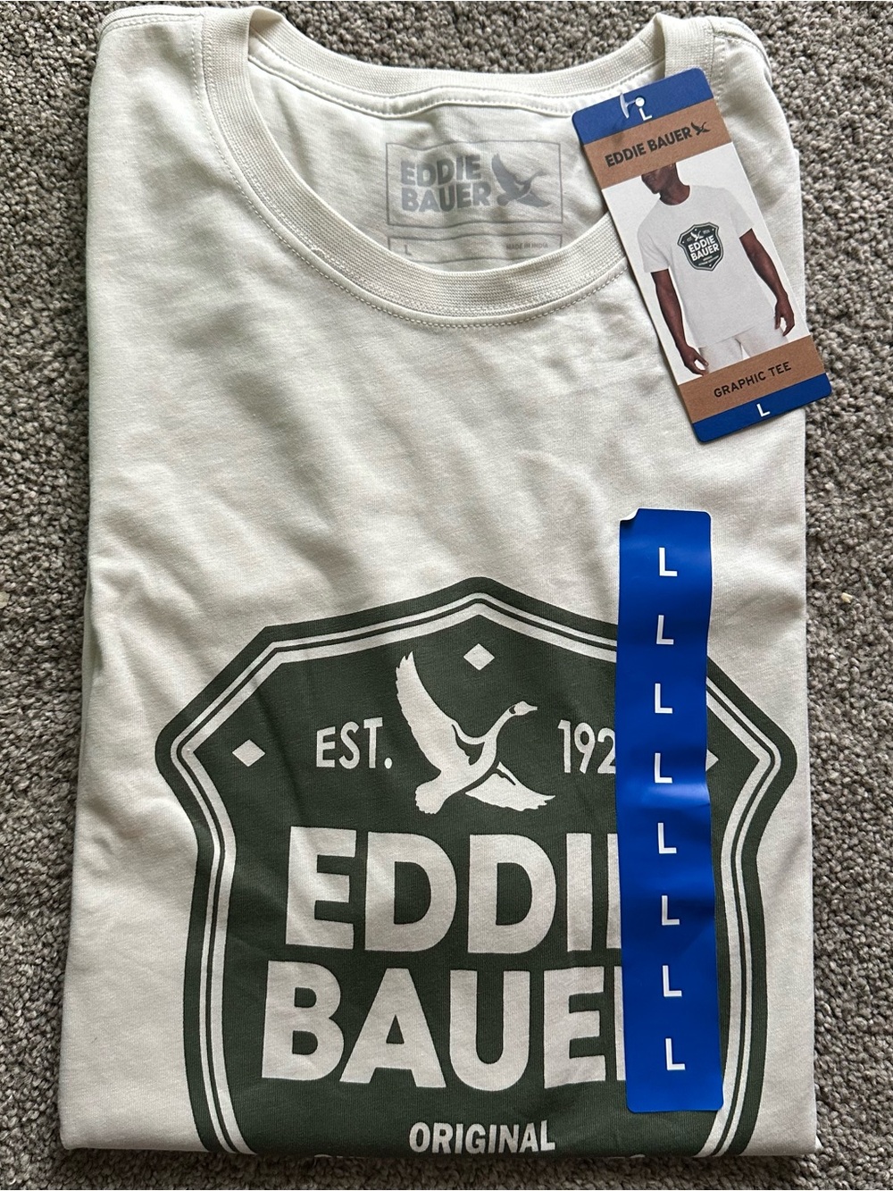 Eddie Bauer NWT White Short-Sleeve Tee with Green Shield Graphic Size Large